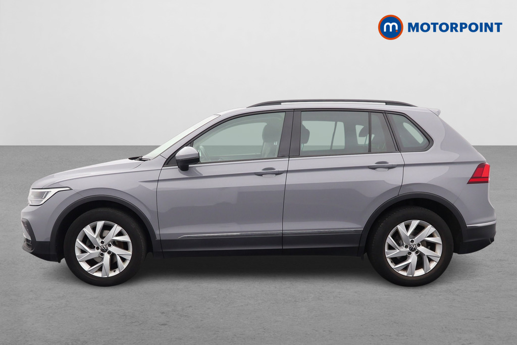 Volkswagen Tiguan Life Manual Petrol SUV - Stock Number (1584555) - Passenger side