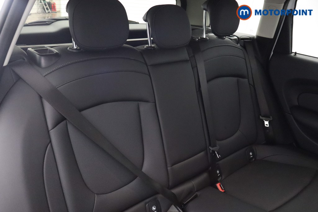 Mini Clubman Cooper Classic Automatic Petrol Estate - Stock Number (1584714) - 15th supplementary image