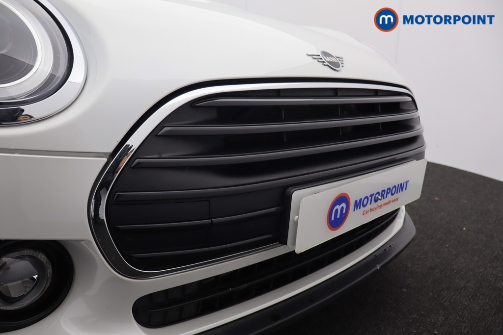 Mini Clubman Cooper Classic Automatic Petrol Estate - Stock Number (1584714) - 25th supplementary image