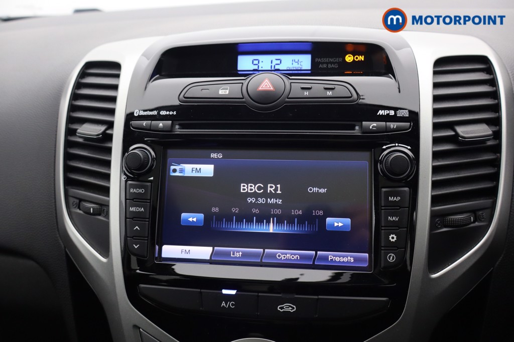 Hyundai Ix20 Premium Nav Automatic Petrol People Carrier - Stock Number (1584725) - 7th supplementary image
