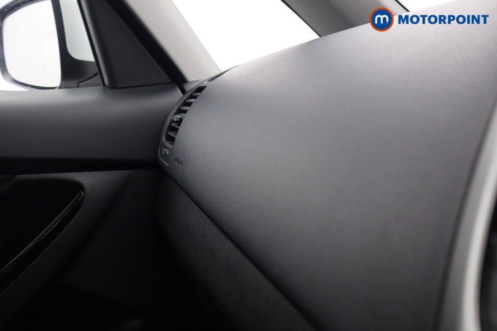 Hyundai Ix20 Premium Nav Automatic Petrol People Carrier - Stock Number (1584725) - 11th supplementary image