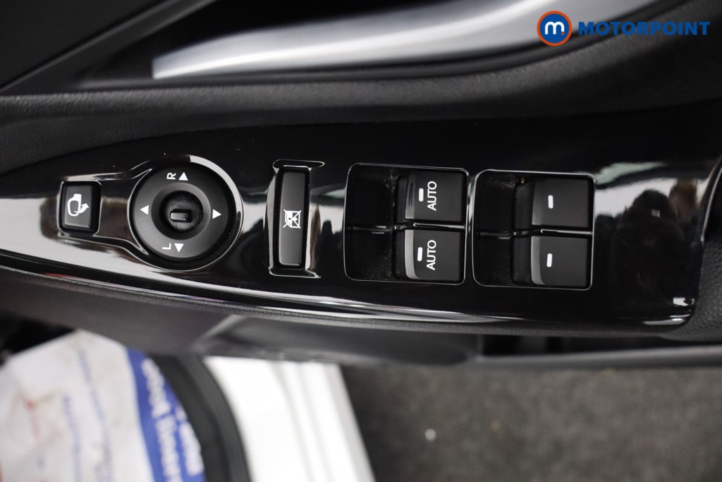 Hyundai Ix20 Premium Nav Automatic Petrol People Carrier - Stock Number (1584725) - 13th supplementary image