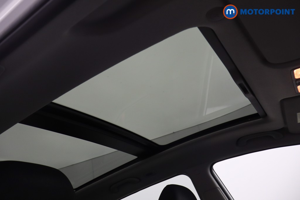 Hyundai Ix20 Premium Nav Automatic Petrol People Carrier - Stock Number (1584725) - 27th supplementary image