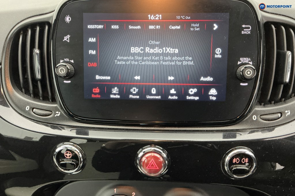 Fiat 500 Dolcevita Manual Petrol Hatchback - Stock Number (1585985) - 2nd supplementary image