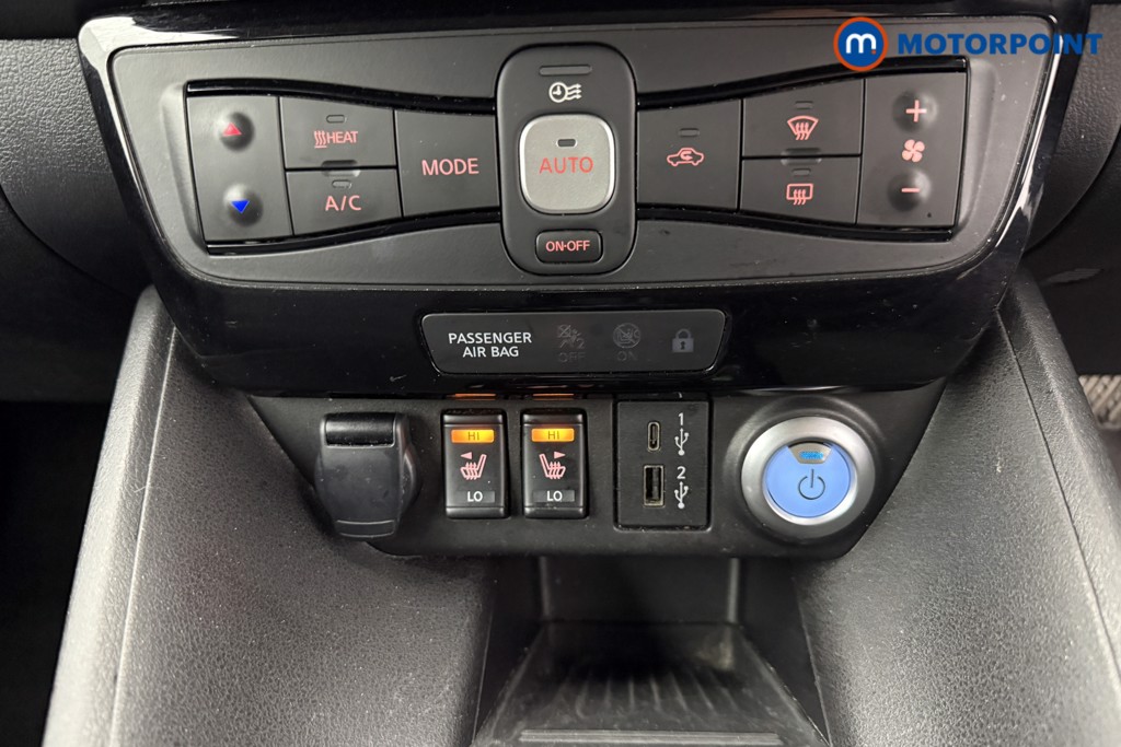 Nissan Leaf N-Connecta Automatic Electric Hatchback - Stock Number (1586948) - 11th supplementary image