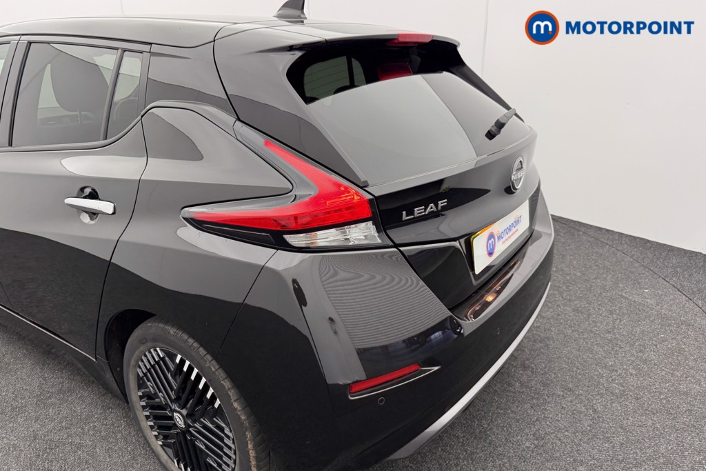 Nissan Leaf N-Connecta Automatic Electric Hatchback - Stock Number (1586948) - 26th supplementary image