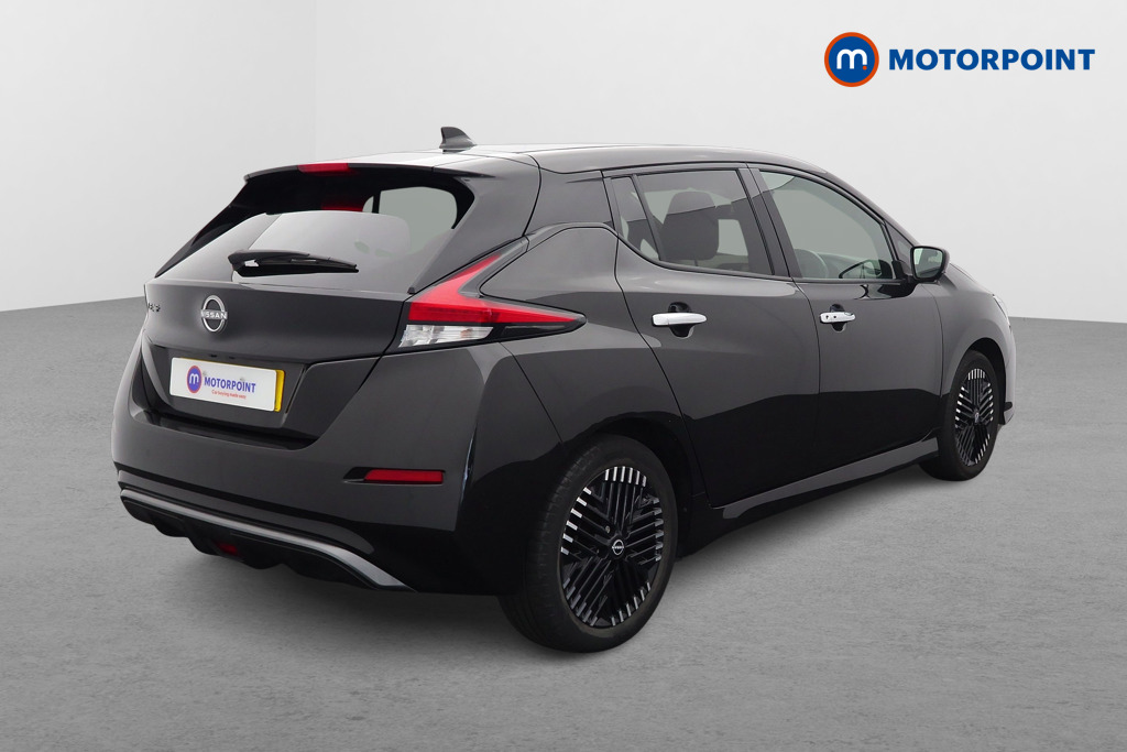 Nissan Leaf N-Connecta Automatic Electric Hatchback - Stock Number (1586948) - Drivers side rear corner