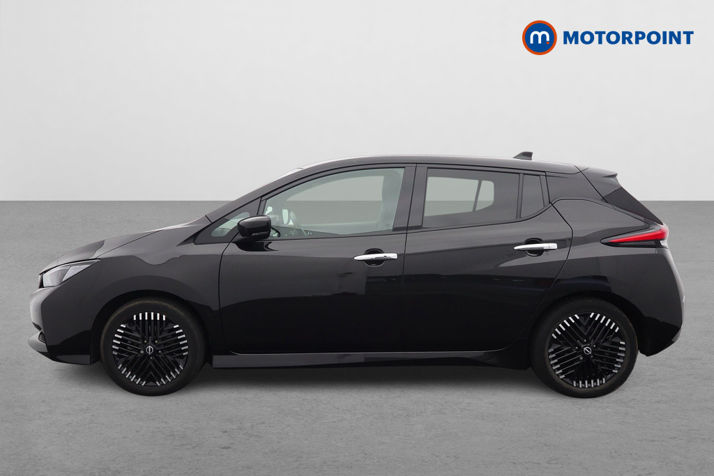 Nissan Leaf N-Connecta Automatic Electric Hatchback - Stock Number (1586948) - Passenger side