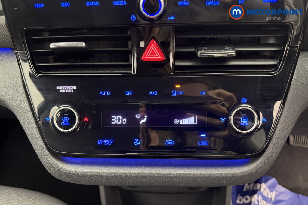 Hyundai Ioniq Premium Automatic Electric Hatchback - Stock Number (1587238) - 4th supplementary image