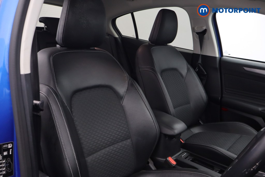 Ford Focus Titanium X Manual Petrol Hatchback - Stock Number (1587402) - 13th supplementary image