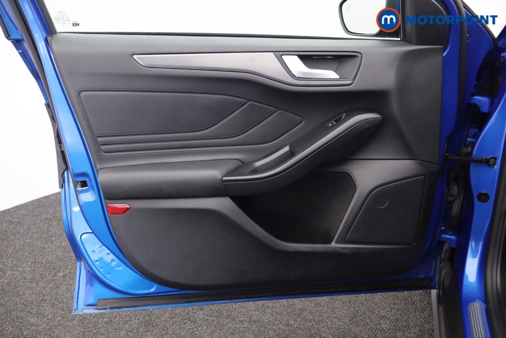 Ford Focus Titanium X Manual Petrol Hatchback - Stock Number (1587402) - 18th supplementary image