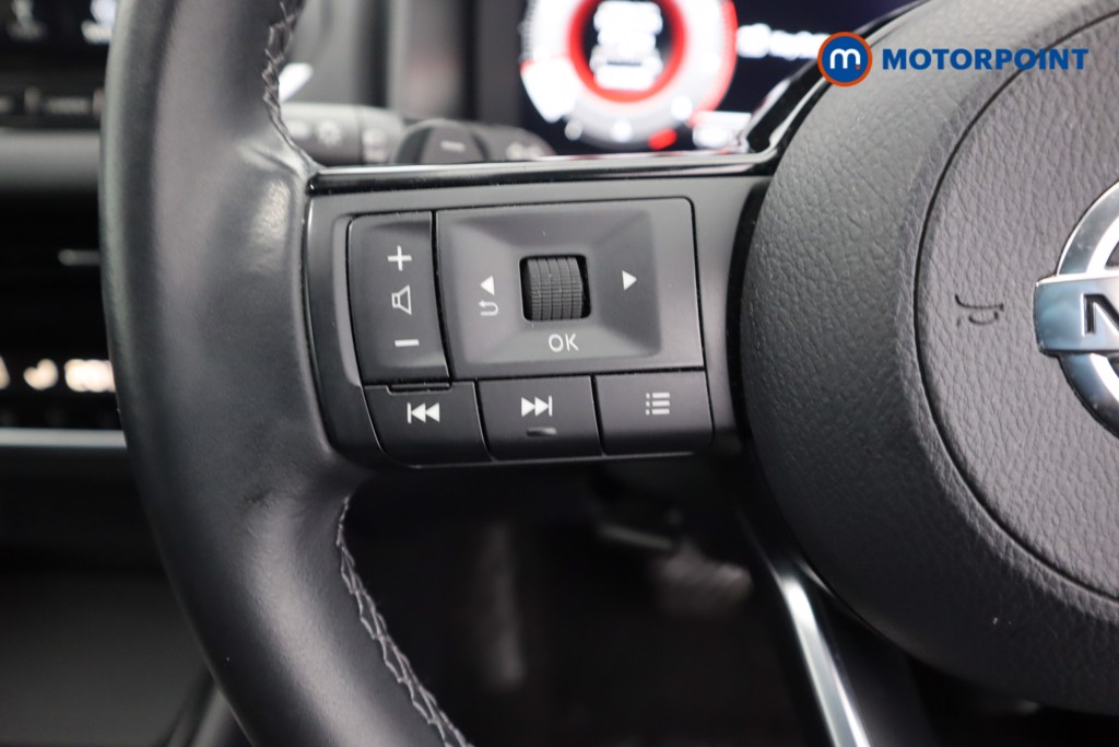 Nissan Qashqai N-Connecta Automatic Petrol SUV - Stock Number (1587656) - 4th supplementary image