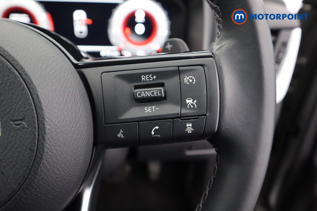 Nissan Qashqai N-Connecta Automatic Petrol SUV - Stock Number (1587656) - 5th supplementary image