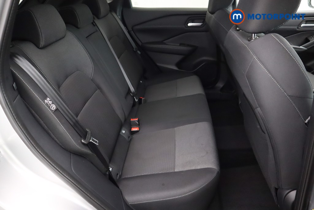 Nissan Qashqai N-Connecta Automatic Petrol SUV - Stock Number (1587656) - 17th supplementary image