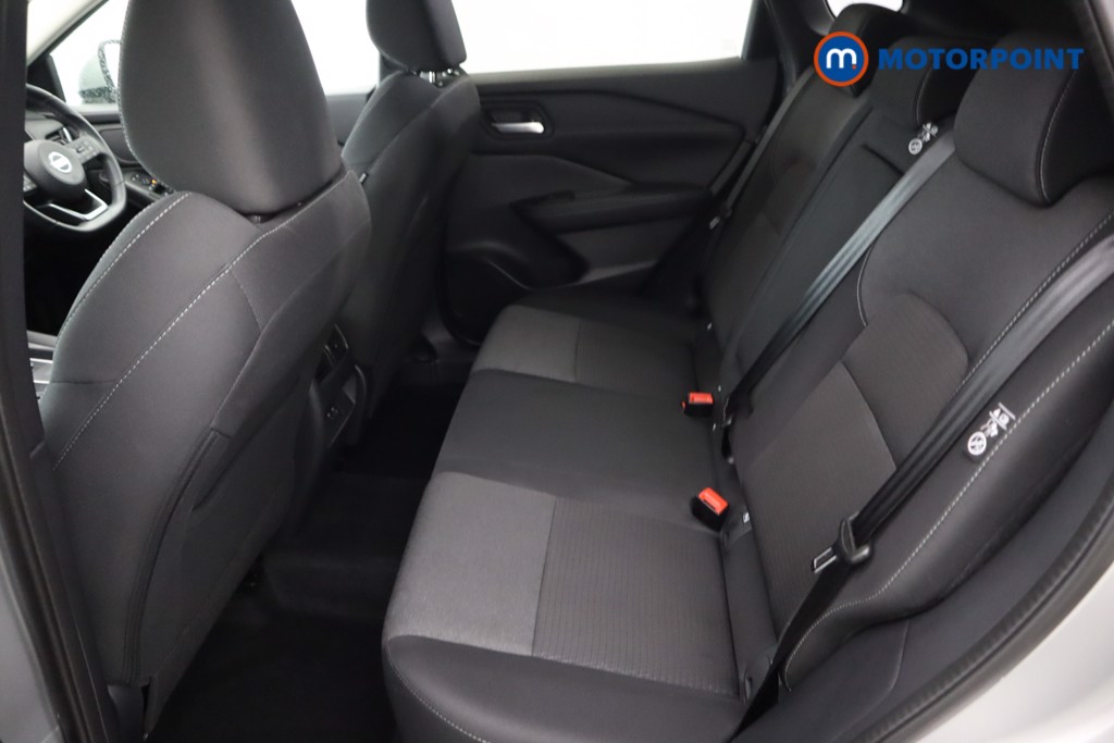 Nissan Qashqai N-Connecta Automatic Petrol SUV - Stock Number (1587656) - 21st supplementary image