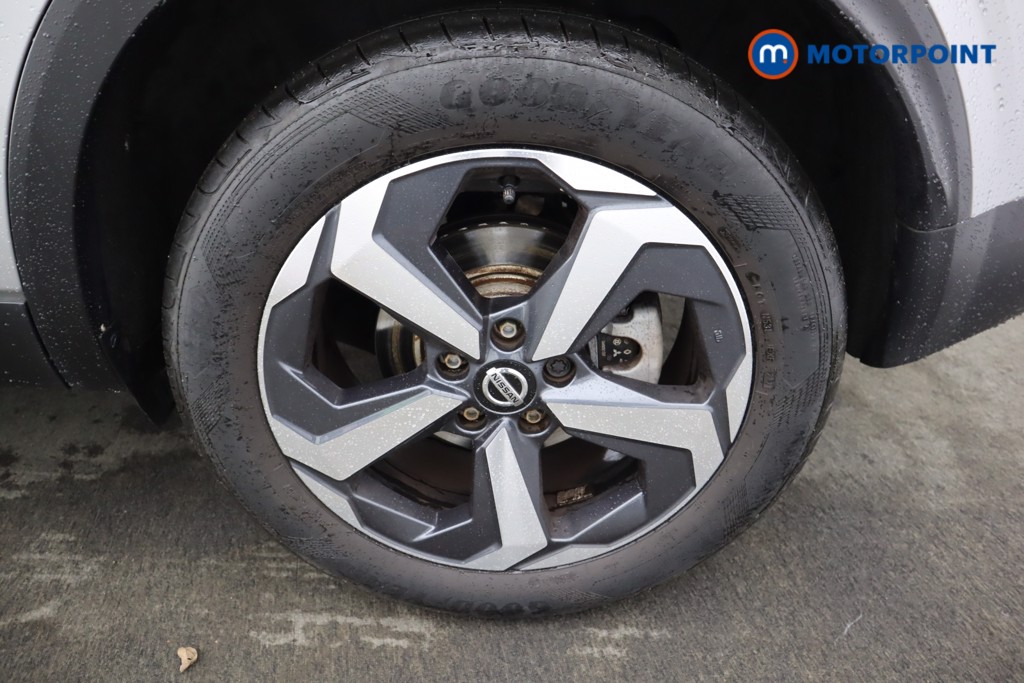 Nissan Qashqai N-Connecta Automatic Petrol SUV - Stock Number (1587656) - 24th supplementary image