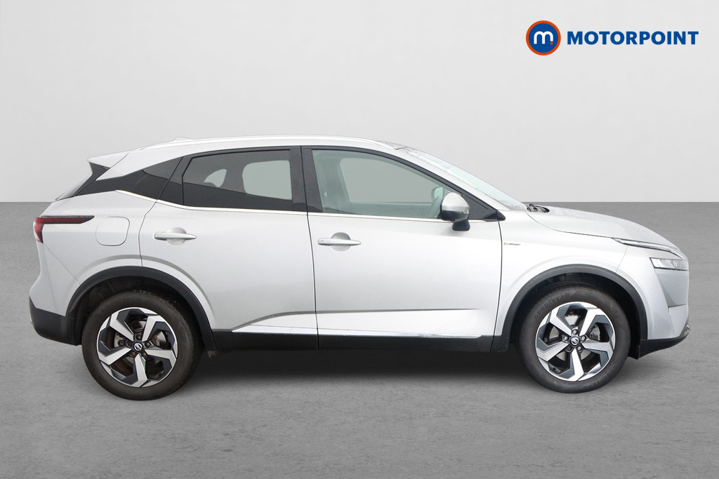 Nissan Qashqai N-Connecta Automatic Petrol SUV - Stock Number (1587656) - Drivers side