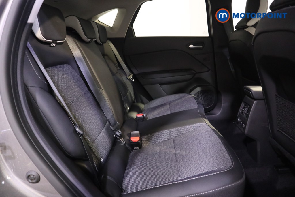 Renault Captur Techno Automatic Petrol Plug-In Hybrid SUV - Stock Number (1587698) - 14th supplementary image