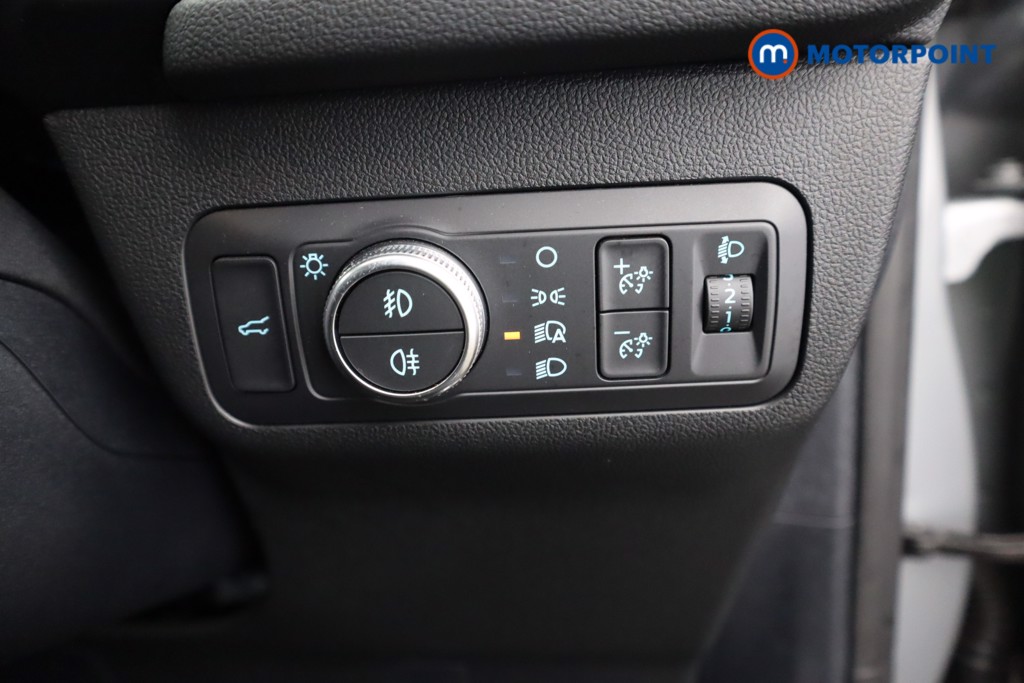Ford Kuga St-Line Edition Manual Diesel SUV - Stock Number (1588008) - 7th supplementary image