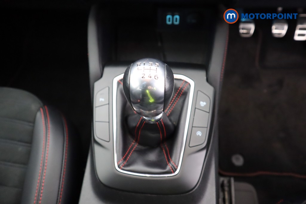 Ford Kuga St-Line Edition Manual Diesel SUV - Stock Number (1588008) - 8th supplementary image