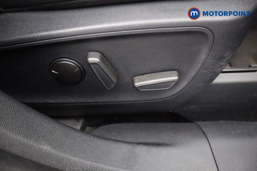 Ford Kuga St-Line Edition Manual Diesel SUV - Stock Number (1588008) - 20th supplementary image
