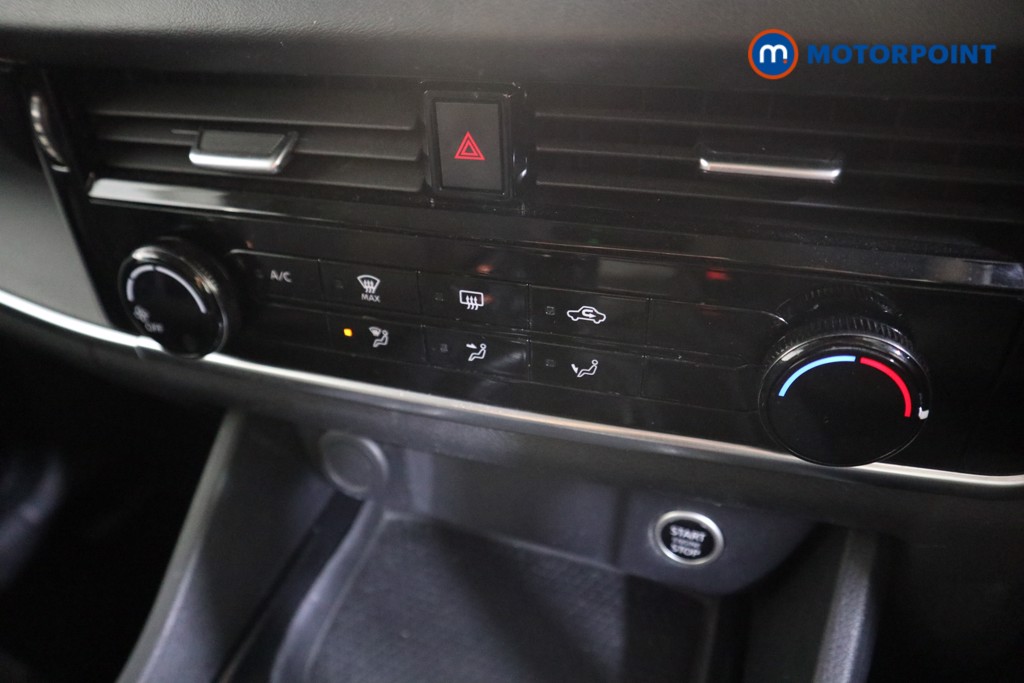 Nissan Qashqai Visia Manual Petrol SUV - Stock Number (1588298) - 7th supplementary image