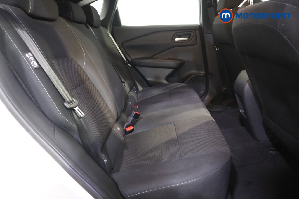 Nissan Qashqai Visia Manual Petrol SUV - Stock Number (1588298) - 14th supplementary image