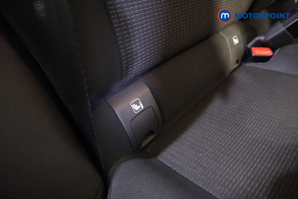 Nissan Qashqai Visia Manual Petrol SUV - Stock Number (1588298) - 15th supplementary image