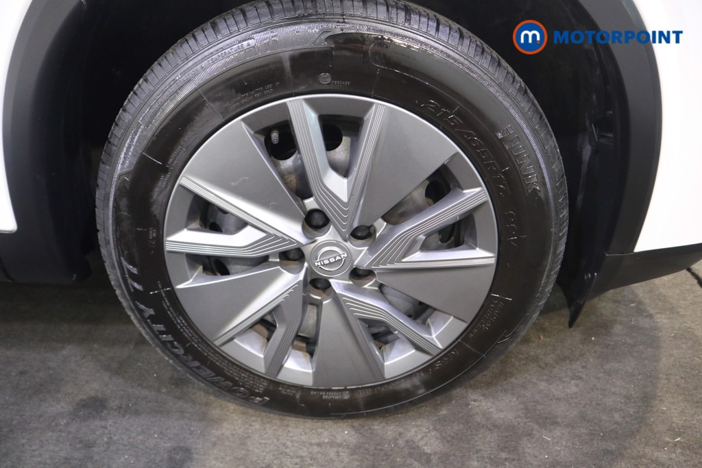 Nissan Qashqai Visia Manual Petrol SUV - Stock Number (1588298) - 19th supplementary image