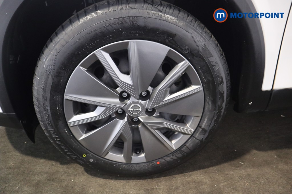 Nissan Qashqai Visia Manual Petrol SUV - Stock Number (1588298) - 20th supplementary image