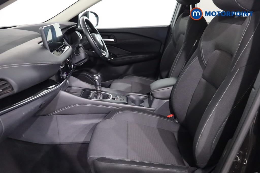 Nissan Qashqai N-Connecta Manual Petrol SUV - Stock Number (1588377) - 4th supplementary image