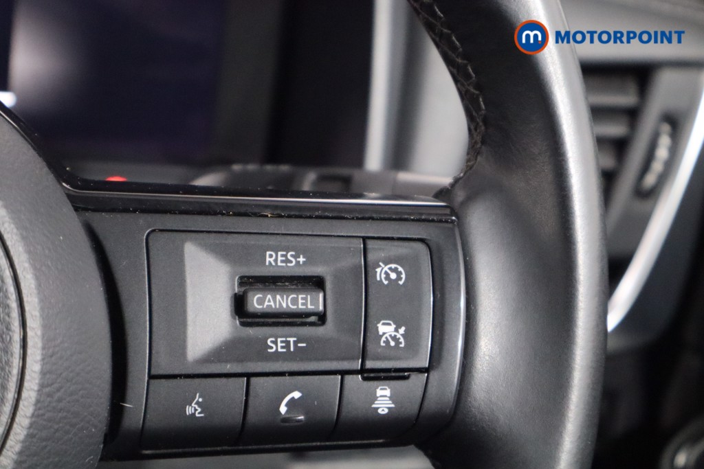 Nissan Qashqai N-Connecta Manual Petrol SUV - Stock Number (1588377) - 8th supplementary image