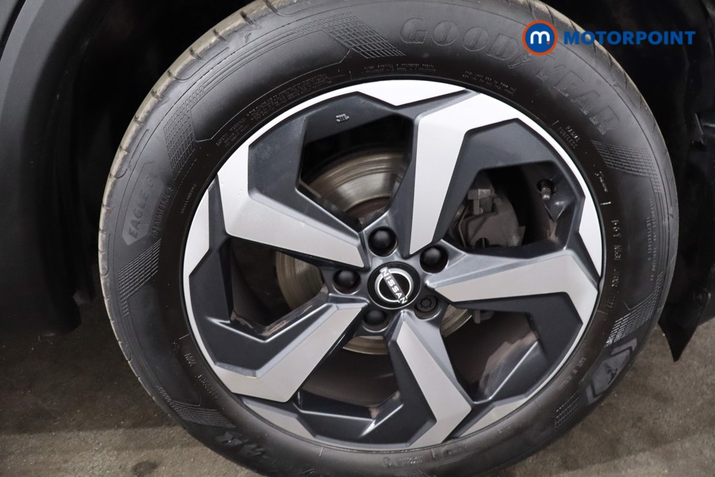 Nissan Qashqai N-Connecta Manual Petrol SUV - Stock Number (1588377) - 10th supplementary image