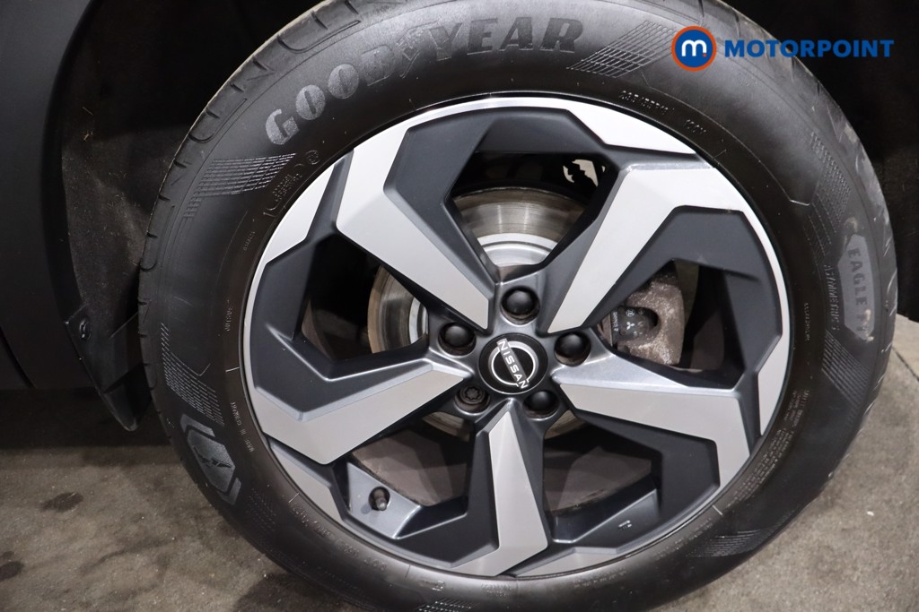 Nissan Qashqai N-Connecta Manual Petrol SUV - Stock Number (1588377) - 12th supplementary image