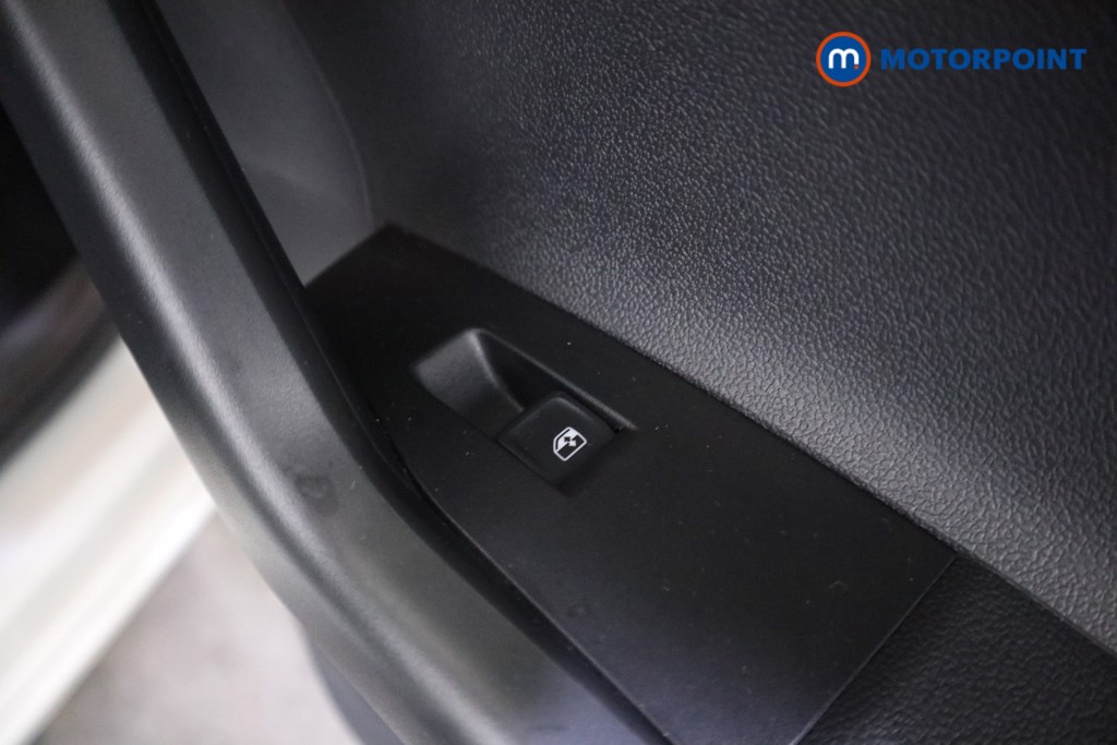 Volkswagen Polo Life Manual Petrol Hatchback - Stock Number (1589156) - 16th supplementary image