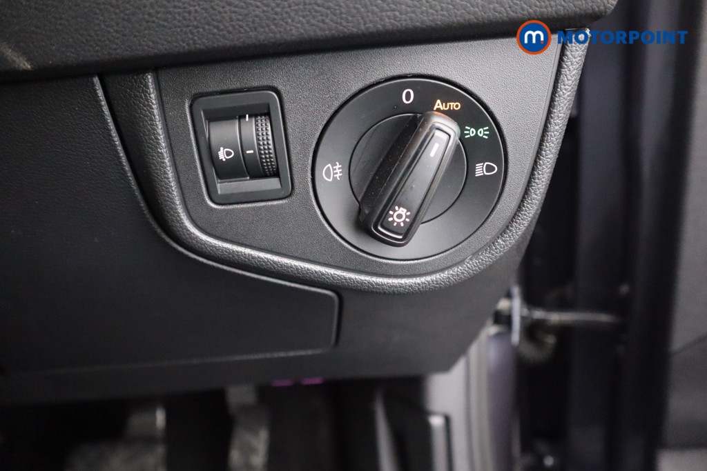 Volkswagen Polo Life Automatic Petrol Hatchback - Stock Number (1589384) - 6th supplementary image