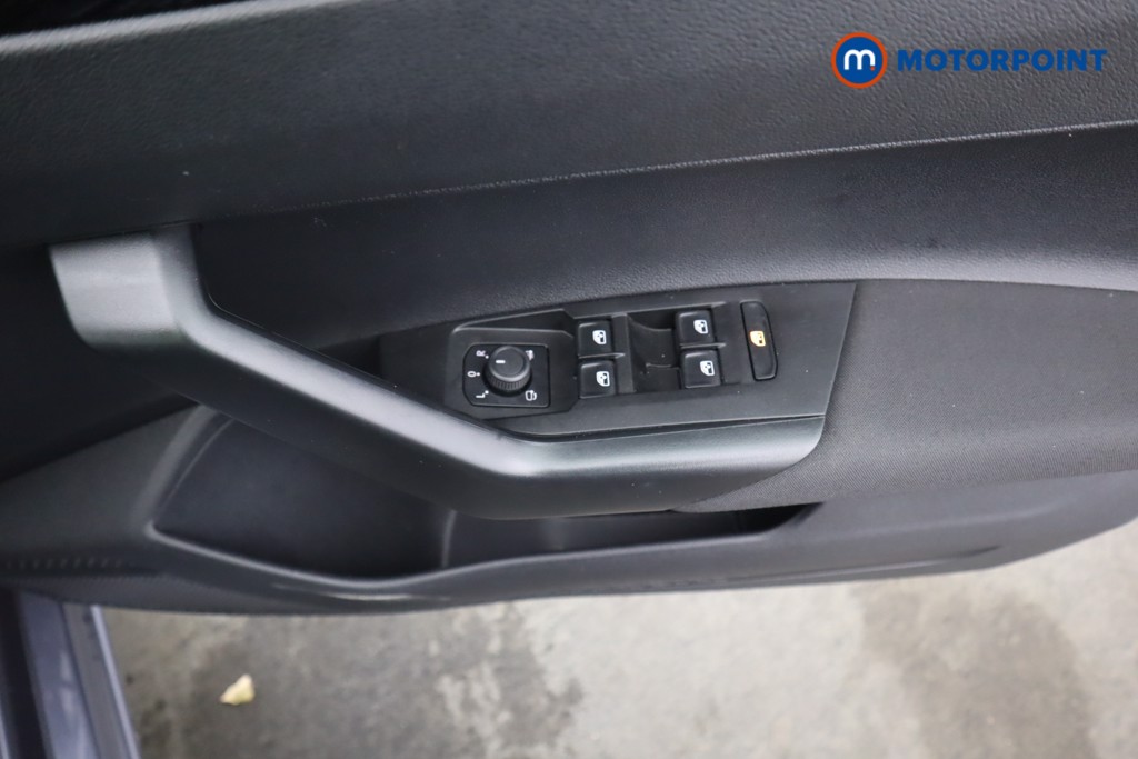 Volkswagen Polo Life Automatic Petrol Hatchback - Stock Number (1589384) - 12th supplementary image