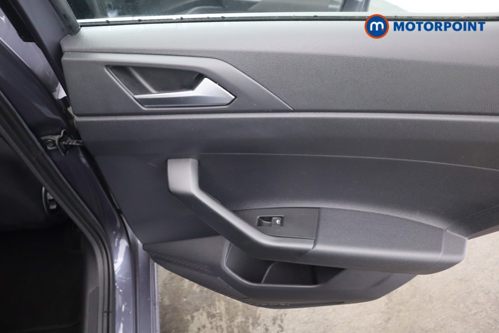 Volkswagen Polo Life Automatic Petrol Hatchback - Stock Number (1589384) - 17th supplementary image