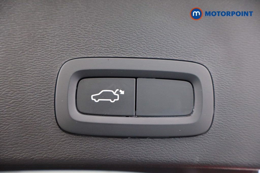 Volvo Xc40 Core Automatic Electric SUV - Stock Number (1590026) - 37th supplementary image