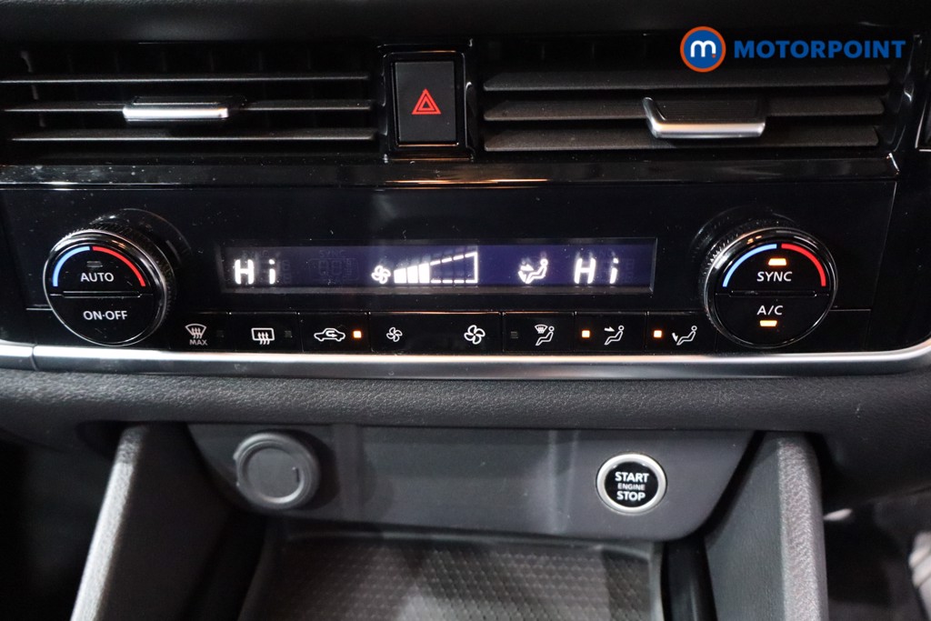 Nissan Qashqai Acenta Premium Automatic Petrol SUV - Stock Number (1590460) - 16th supplementary image