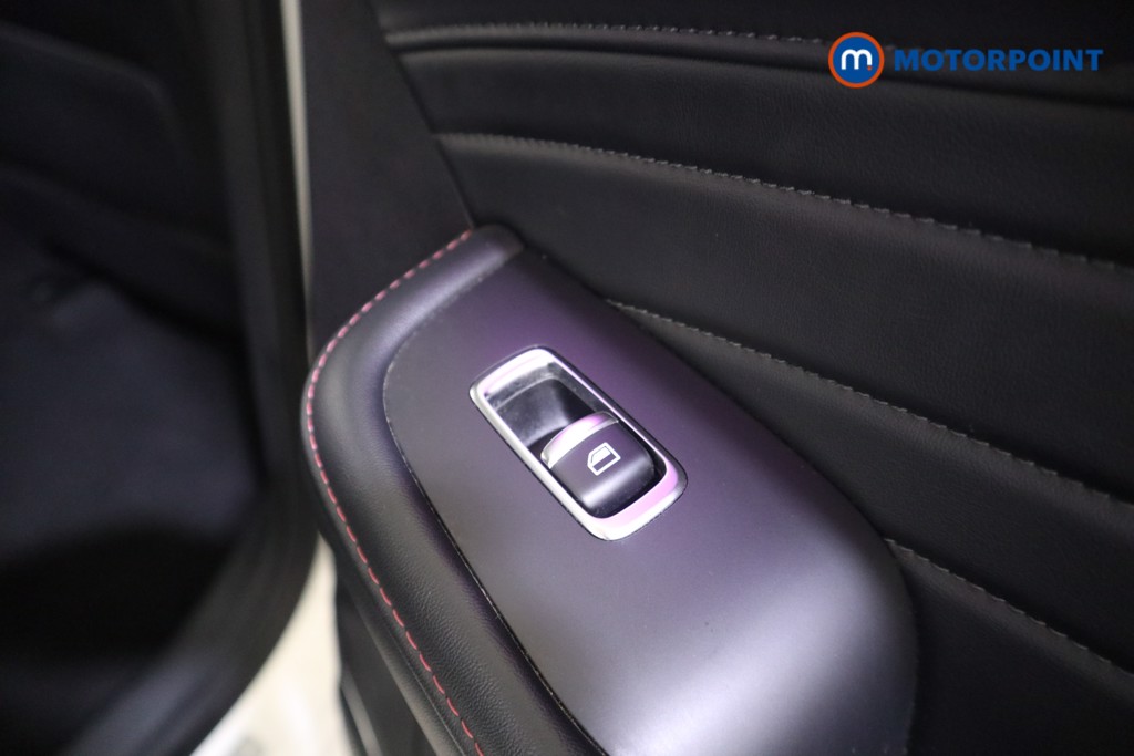 Mg Motor Uk HS Exclusive Manual Petrol SUV - Stock Number (1590954) - 17th supplementary image