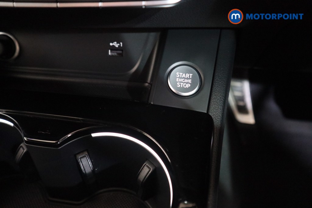 Audi A4 Black Edition Automatic Petrol Estate - Stock Number (1591019) - 9th supplementary image