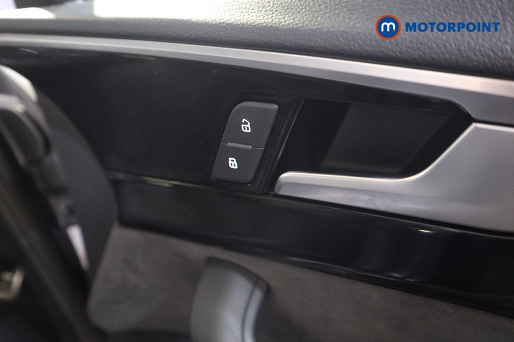 Audi A4 Black Edition Automatic Petrol Estate - Stock Number (1591019) - 12th supplementary image