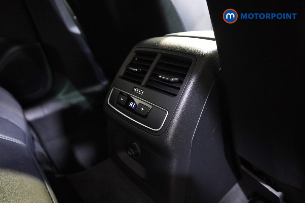 Audi A4 Black Edition Automatic Petrol Estate - Stock Number (1591019) - 21st supplementary image