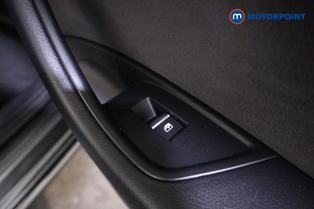 Audi A4 Black Edition Automatic Petrol Estate - Stock Number (1591019) - 22nd supplementary image