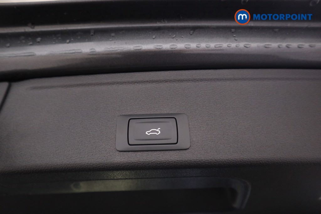 Audi A4 Black Edition Automatic Petrol Estate - Stock Number (1591019) - 24th supplementary image
