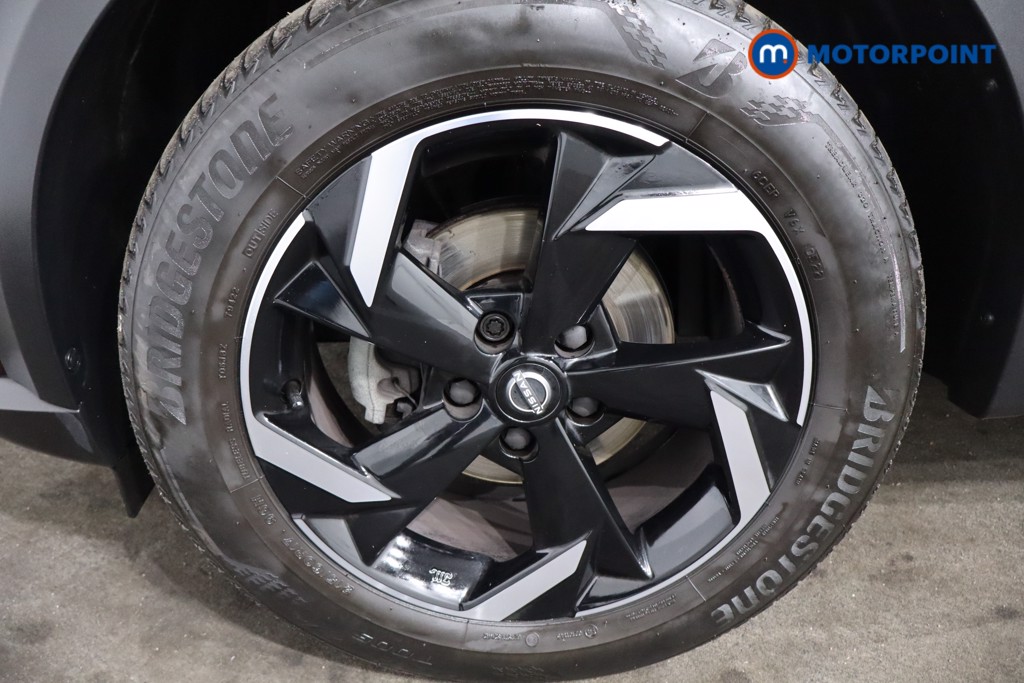 Nissan Juke N-Connecta Automatic Petrol SUV - Stock Number (1591141) - 11th supplementary image