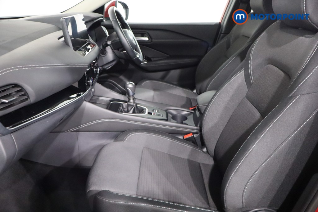 Nissan Qashqai N-Connecta Manual Petrol SUV - Stock Number (1591143) - 4th supplementary image