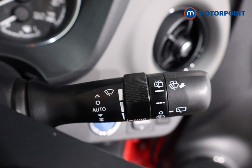 Toyota Yaris Icon Automatic Petrol-Electric Hybrid Hatchback - Stock Number (1591744) - 18th supplementary image