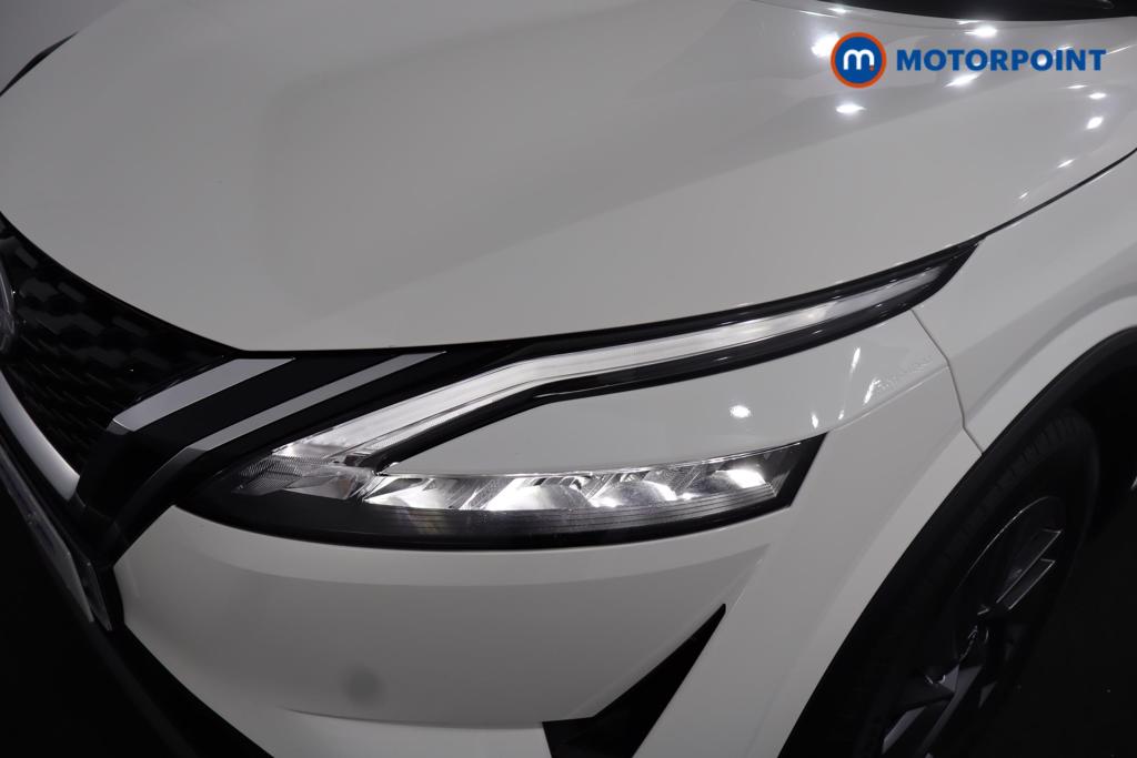 Nissan Qashqai Acenta Premium Automatic Petrol SUV - Stock Number (1577531) - 16th supplementary image